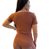 CAMISETA MANGUINHA MARROM