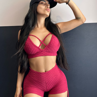 CONJUNTO MUSA SHORT BROCADO CEREJA (empina)