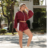 SHORT RUN CEREJA