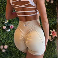 SHORT LISO NUDE (empina)