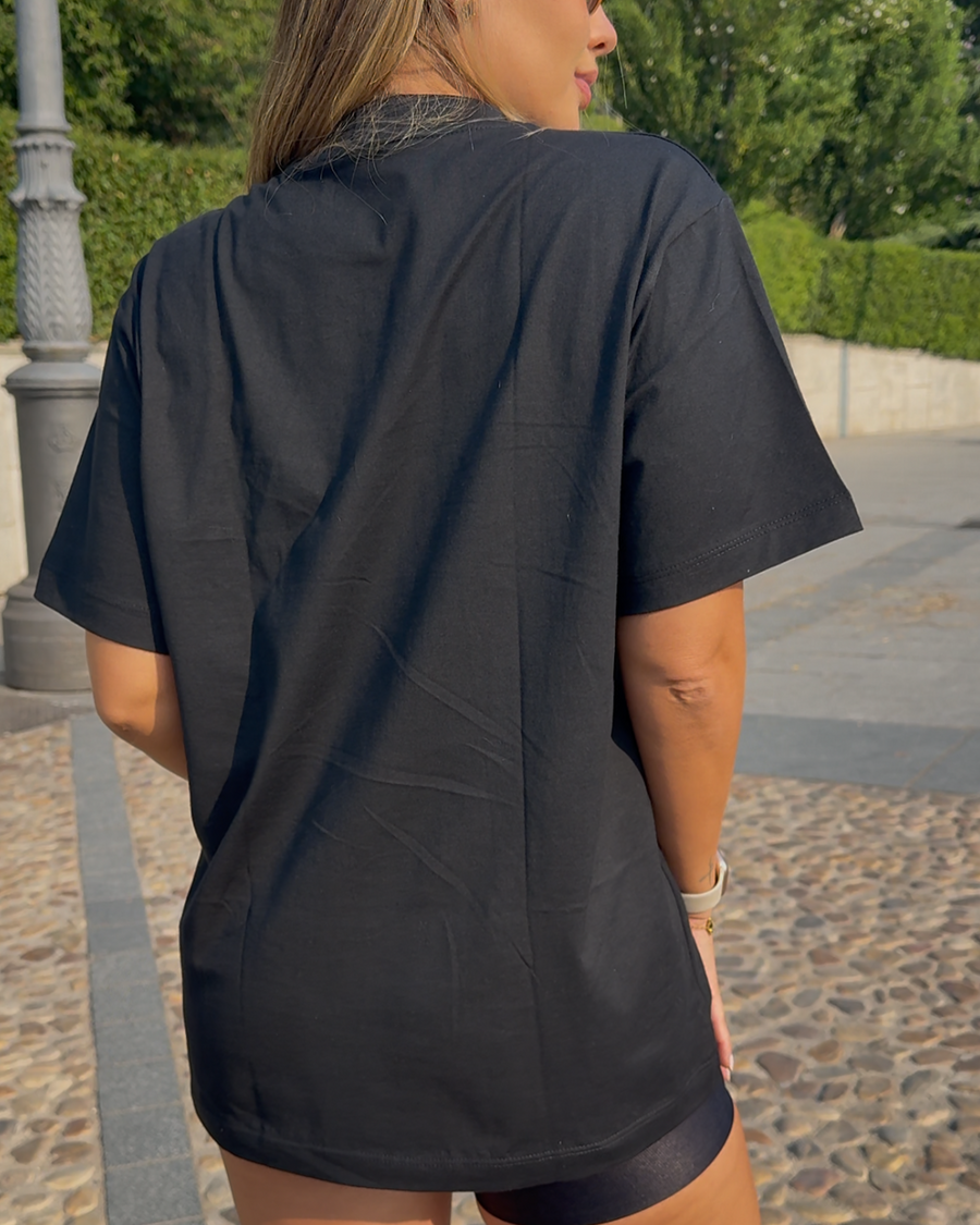 CAMISETA OVERSIZE PRETA