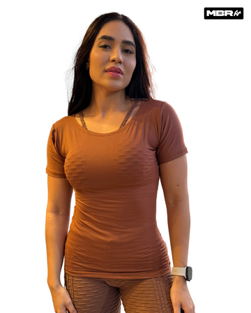 CAMISETA MANGUINHA MARROM