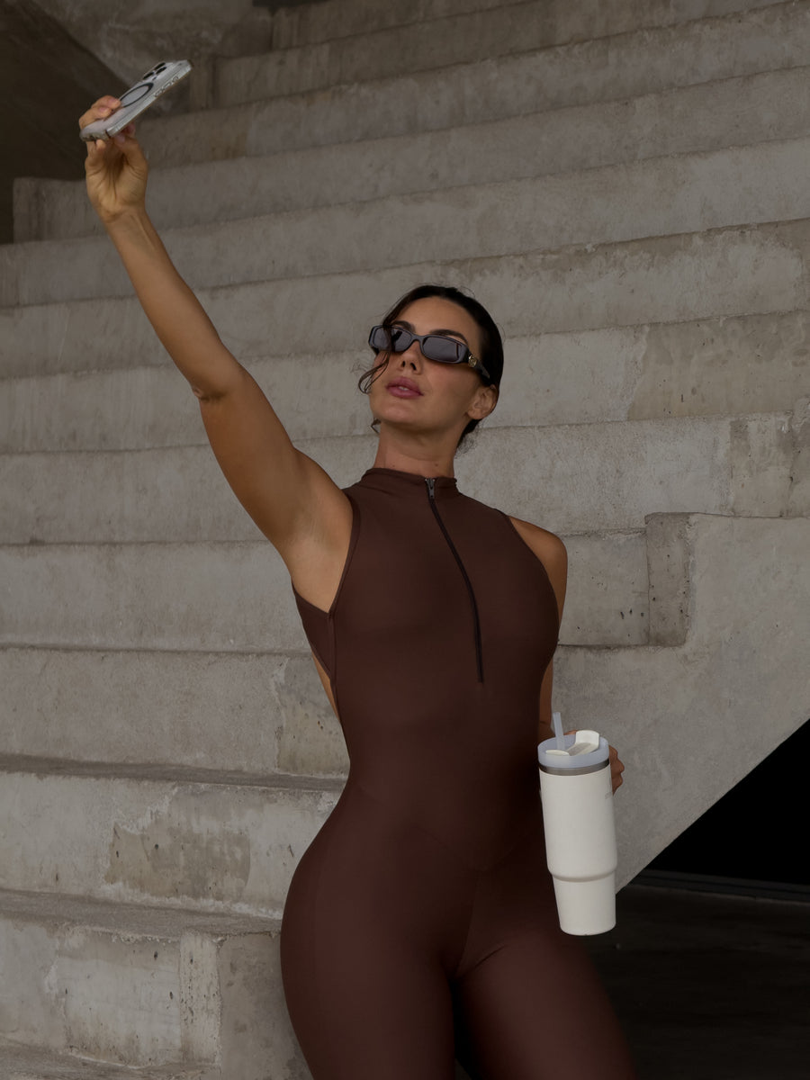 MACACÃO ZIPER BAILARINA MARROM (empina)